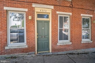 Building Photo - 4373 Cresson St