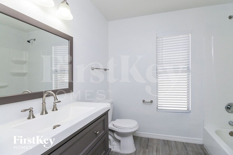 Building Photo - 19831 N 48th Ln