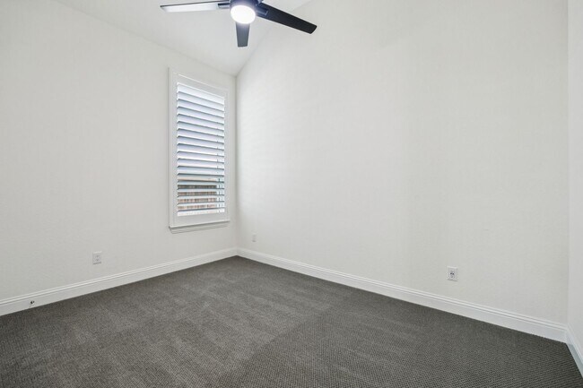 Building Photo - 1713 Purple Thistle Ln