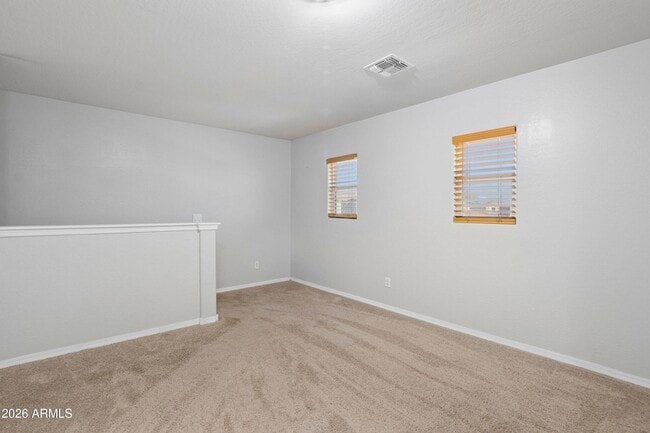 Building Photo - 1748 N Logan Ln