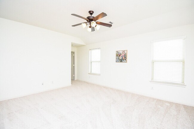 Building Photo - 6410 Papaya Bend Dr