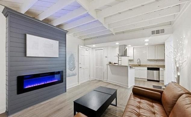 Primary Photo - 799 Barnett St NE