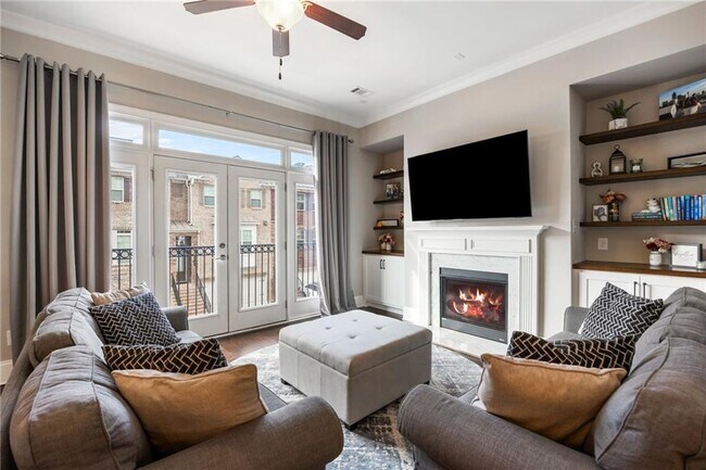 Building Photo - 2145 Coventry Dr