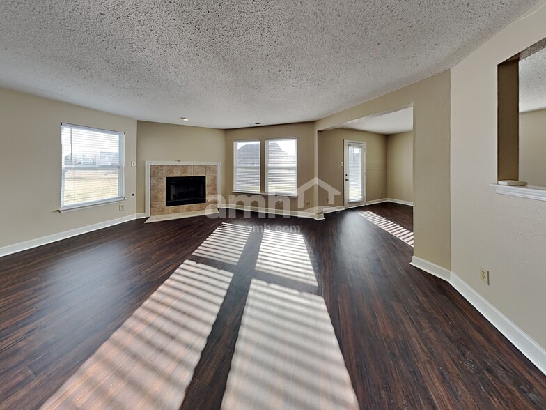 Building Photo - 6797 W Raleigh Dr