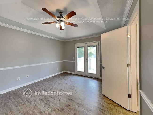 Building Photo - 2342 Glencairn Ln SW