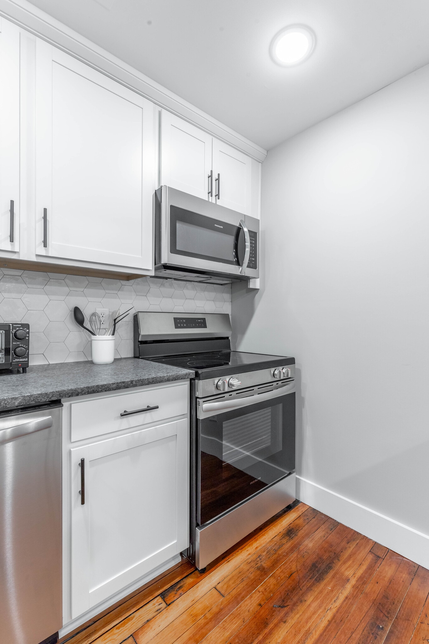 Building Photo - 1108 McCallie Ave