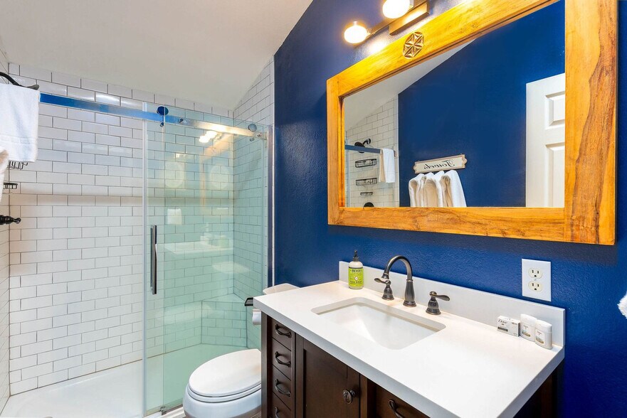 Building Photo - 60289 Cinder Butte Rd