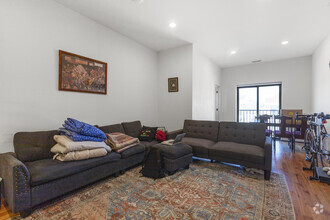 Building Photo - 1636 Western-2