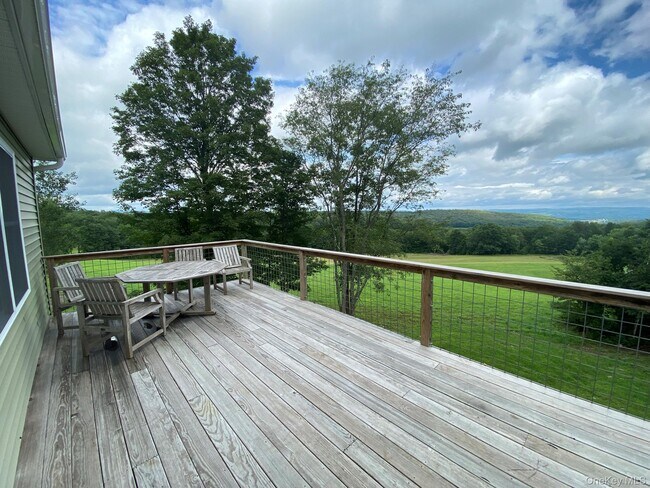 Building Photo - 641 Smithfield Rd