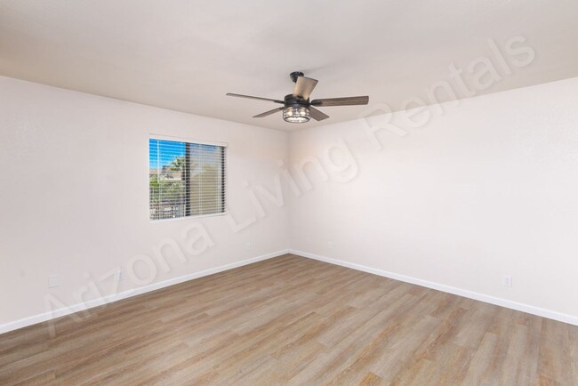 Building Photo - CHARMING NORTHSIDE HOME
