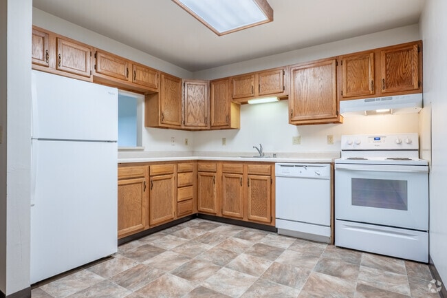 Interior Photo - View Pointe
