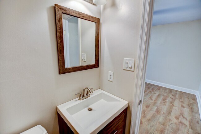 Building Photo - 1514 Snowbird Ct