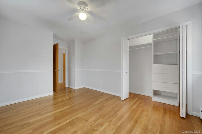 Building Photo - 52 Post Pl