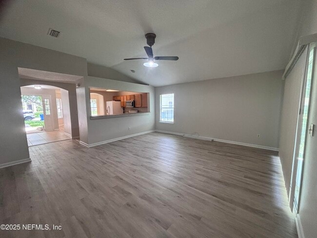 Building Photo - 2896 Alaskan Way