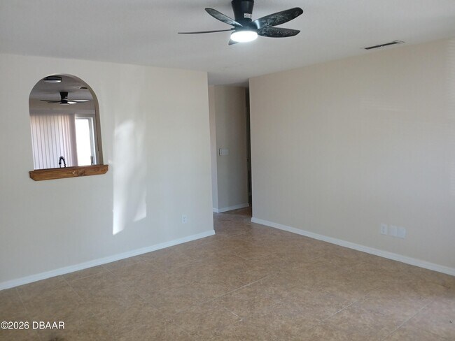 Building Photo - 5117 Taylor Ave