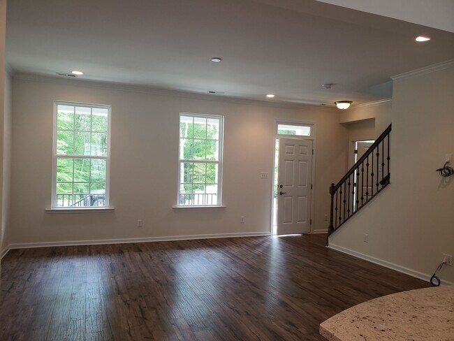 Building Photo - 3937 Northridge St