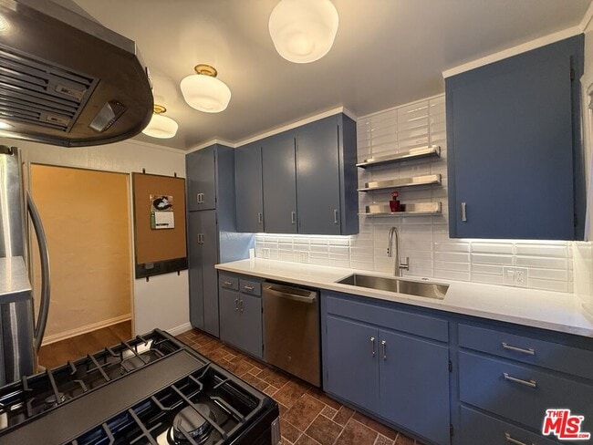 Building Photo - 840 Huntley Dr
