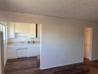 Building Photo - 4928 E 60th St