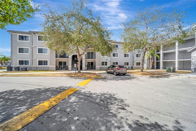 Building Photo - 15400 SW 284th St