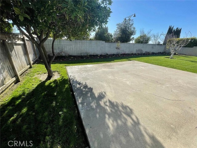 Building Photo - 25372 Pacifica Ave