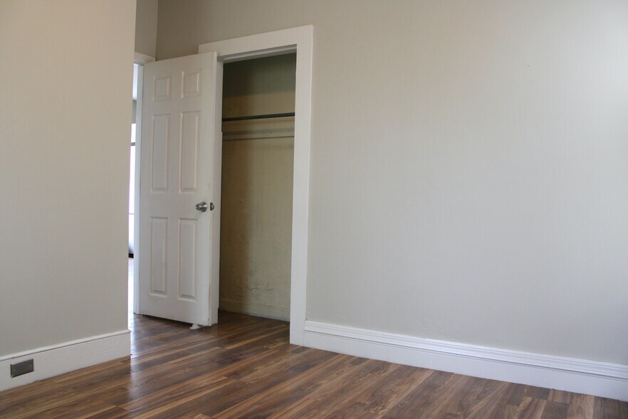 Building Photo - 23 Lafayette St