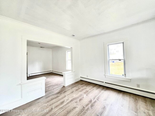 Building Photo - 207 Midway Ave