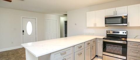 Building Photo - 861 San Remo Ave