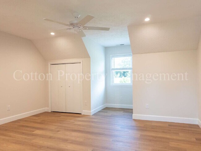 Building Photo - 4602 Terry Ln