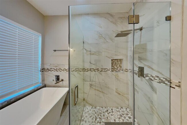 Building Photo - 7103 Kirkglade Ct