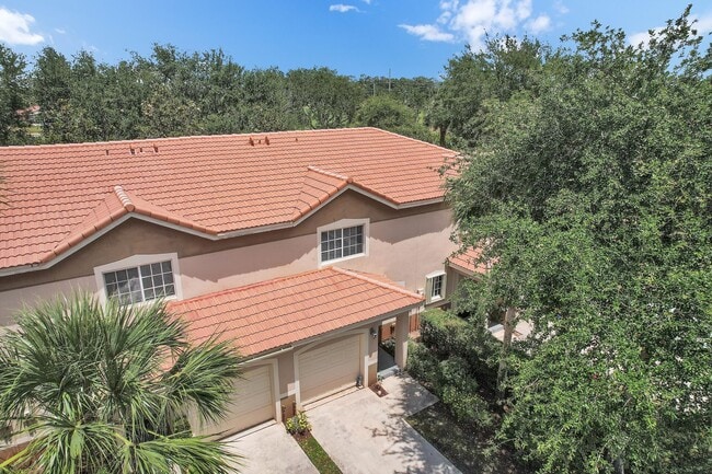 Building Photo - 6599 Old Farm Trail