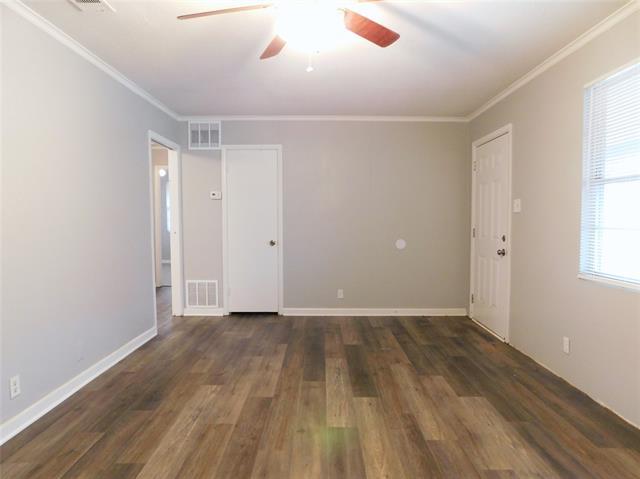 Building Photo - 1106 Frame St