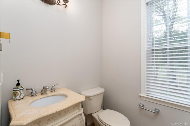 Building Photo - 48 Avolet Ct