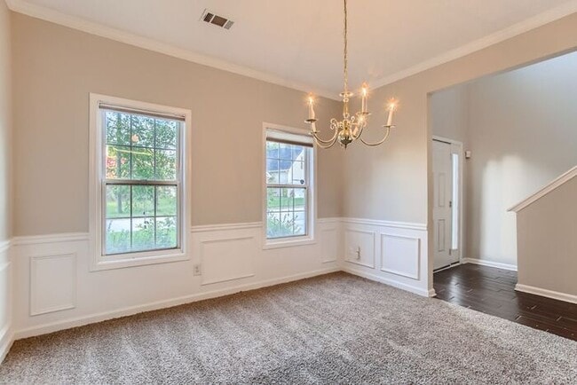 Building Photo - 5487 Walnut Ln