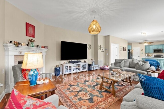 Building Photo - 4309 Saron Dr