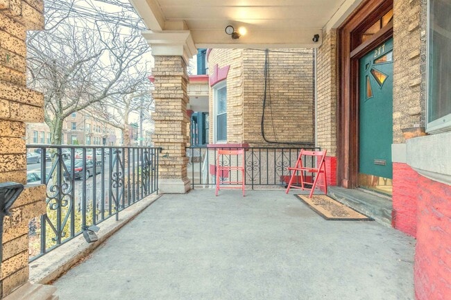 Building Photo - 277 Palisade Ave