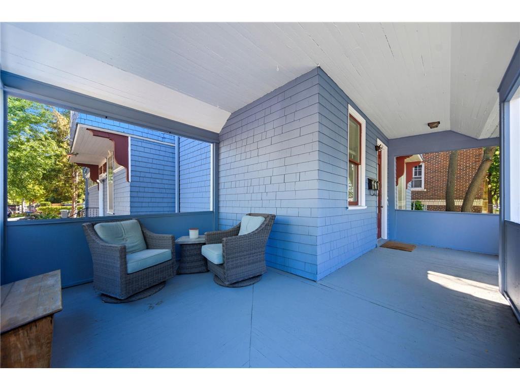 Building Photo - 2701 DuPont Ave S