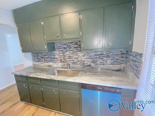 Building Photo - 706 Larry Dr