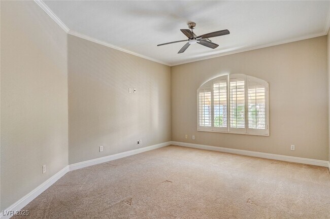 Building Photo - 9813 Edgeview Pl