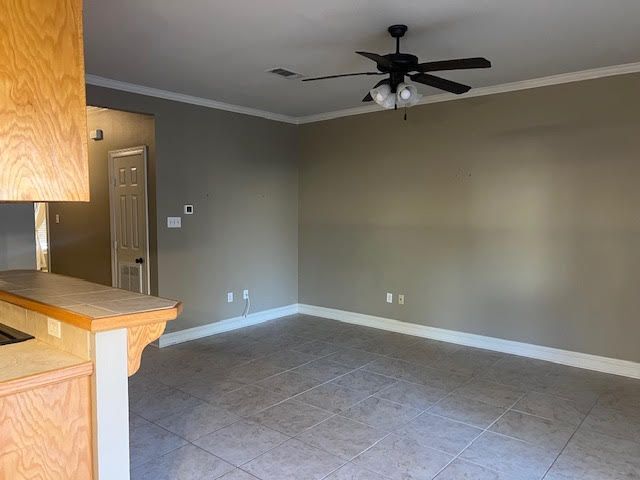 Building Photo - 828 Meadow Bend Dr