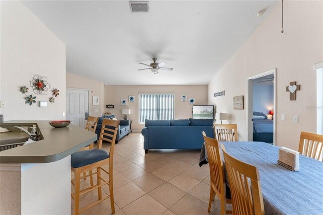 Building Photo - 233 Reserve Dr