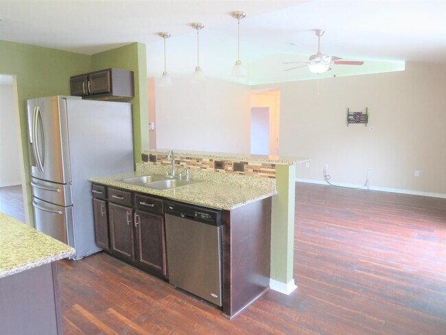 Building Photo - 2172 Las Vegas Trail