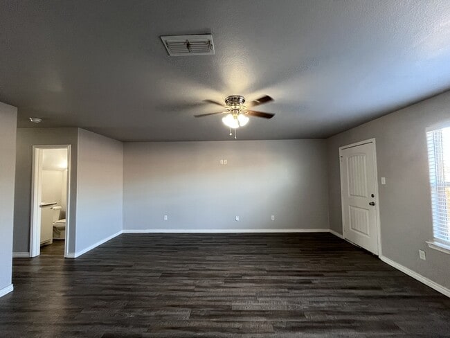 Building Photo - 3416 Itasca St