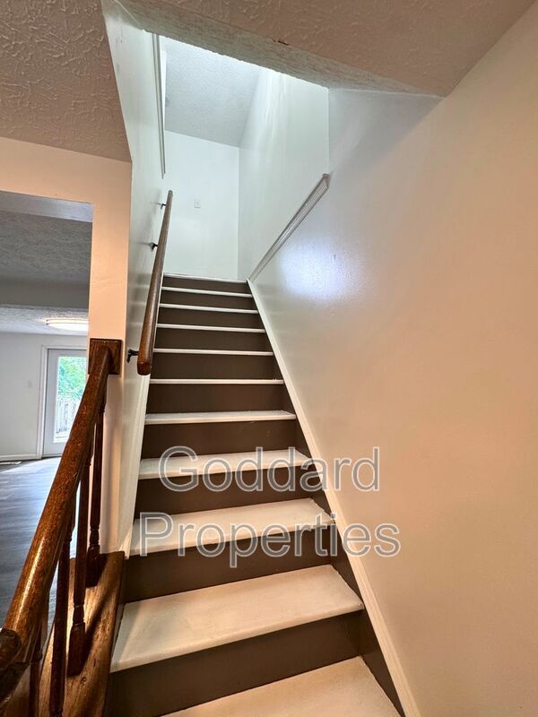 Building Photo - 1353 E Spring Meadow Ct