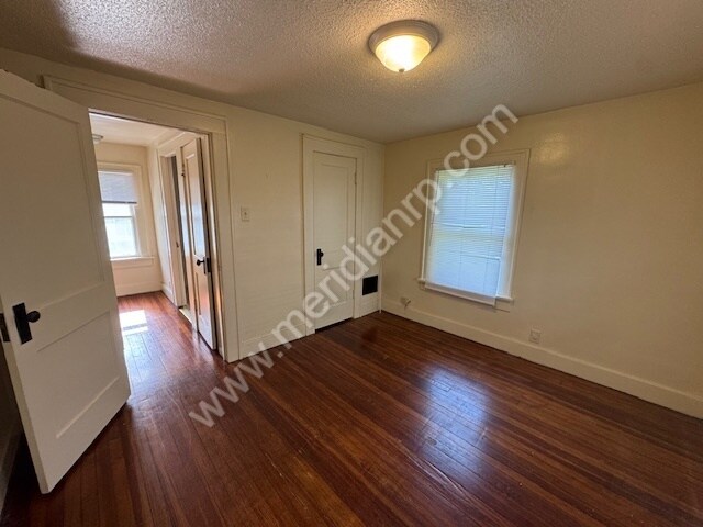Building Photo - 1341 Home Ave