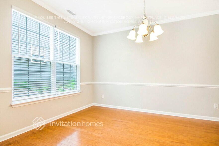 Building Photo - 12312 Tetons Ct