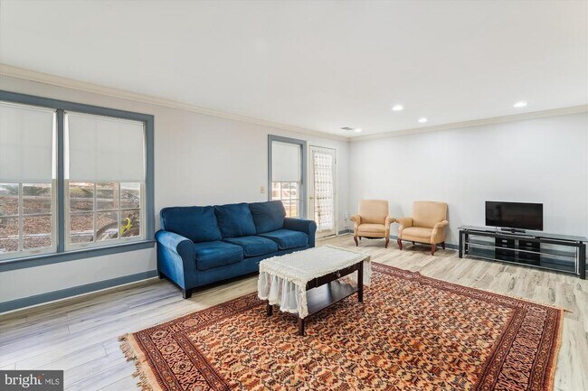 Building Photo - 20672 Fairwater Pl