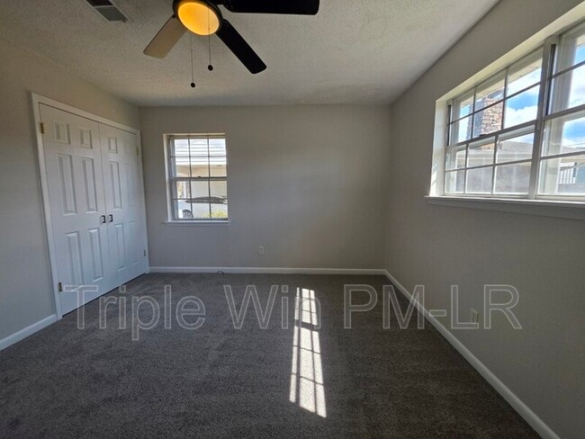 Building Photo - 1408 Johnson St