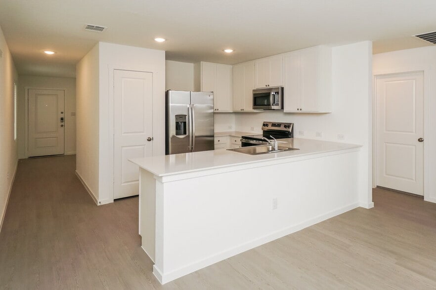 Building Photo - 540 Roquefort St