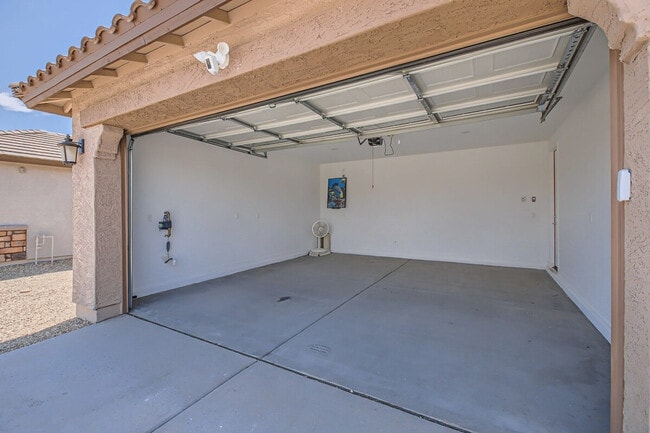 Building Photo - 9417 W Atlantis Wy