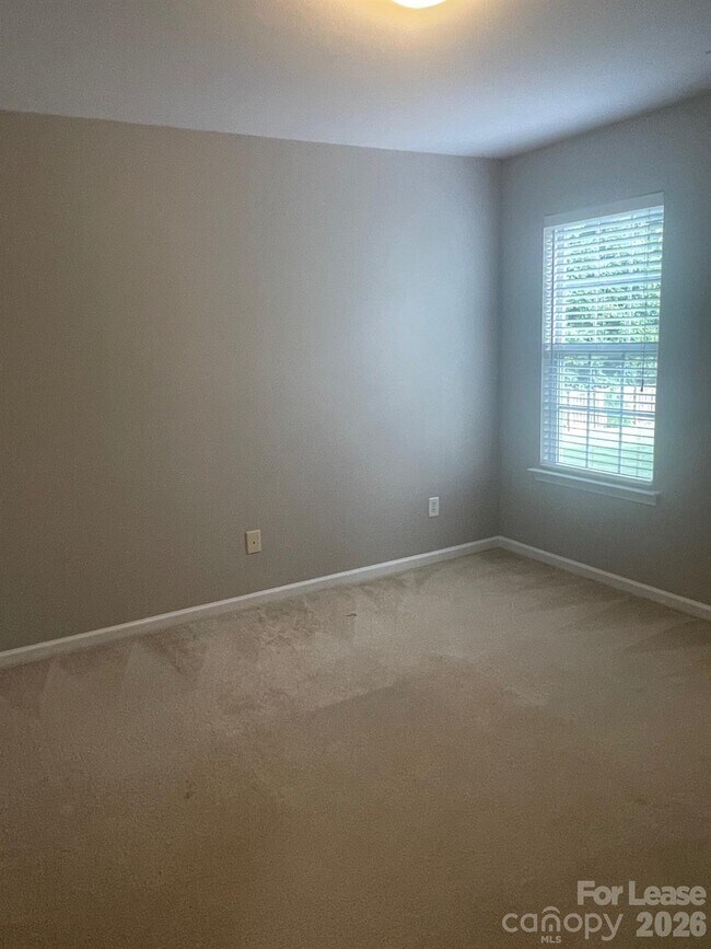 Building Photo - 13606 Delstone Dr